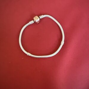 Pandora silver bracelet 7”